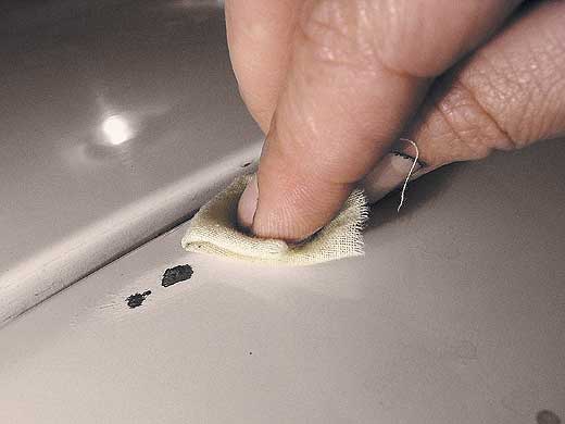 локальный ремонт сколов на кузове автомобиля